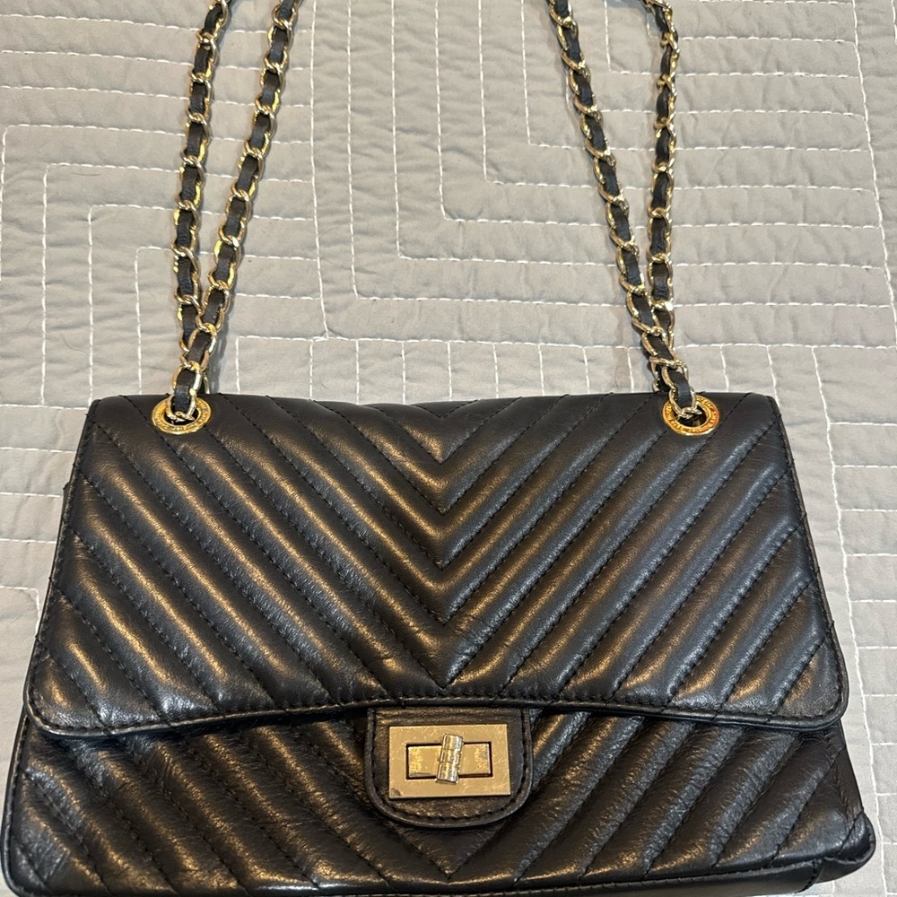 Quilted Chevron Shoulder Bag in Black with Gold Hardware